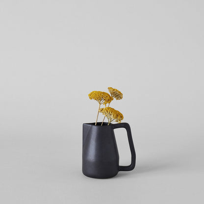 Black Novah Pitcher